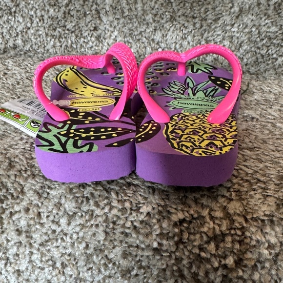 HAVAIANAS NWT Girls Purple Pink Pineapple Flip Flops Size 10C Summer Beach Pool - Picture 8 of 8